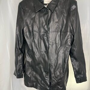 Elegant Black Leather Jacket